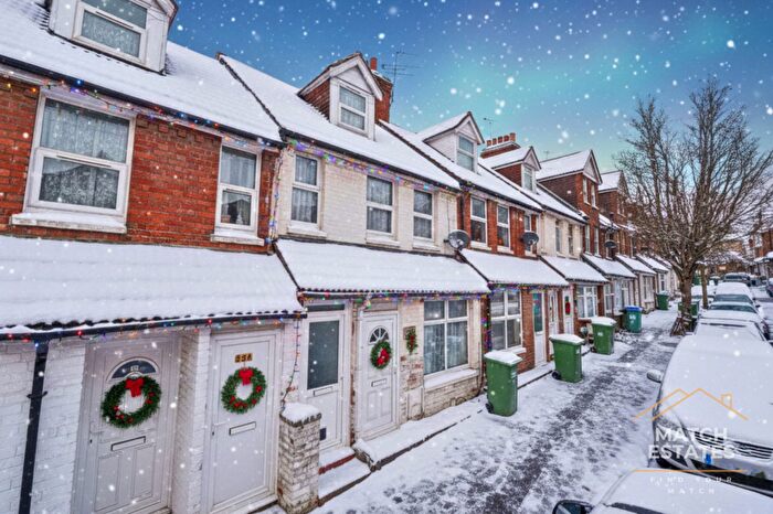 2 Bedroom Maisonette For Sale In Marshall Street, Folkestone, Kent, CT19