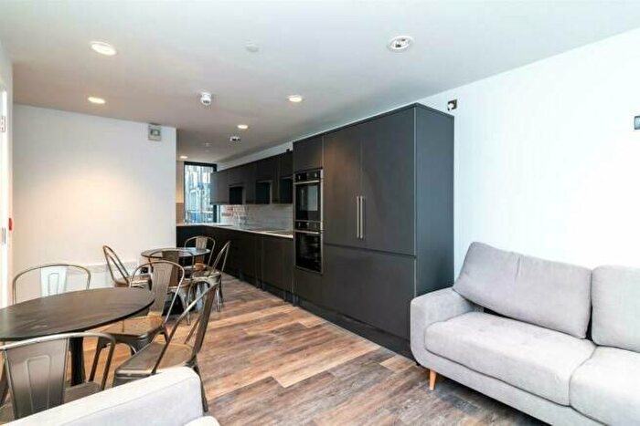 8 Bedroom Flat To Rent In Howard Street, Nottingham, Nottinghamshire, NG1