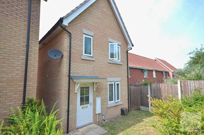 3 Bedroom Detached House To Rent In Falcon Crescent, Costessey, NR8