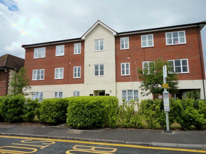1 Bedroom Flat To Rent In Browns Court, Bower Way, Slough, SL1