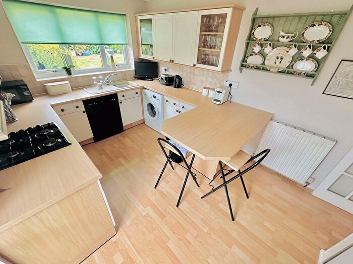 3 Bedroom Bungalow For Sale In Spencer Close, The Straits, Lower Gornal, DY3
