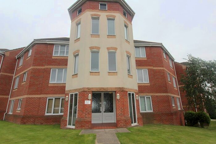 2 Bedroom Flat To Rent In Pavior Road, Bestwood, Nottingham, NG5