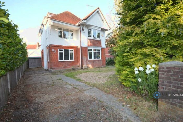 6 Bedroom Detached House To Rent In Talbot Road, Bournemouth, BH9