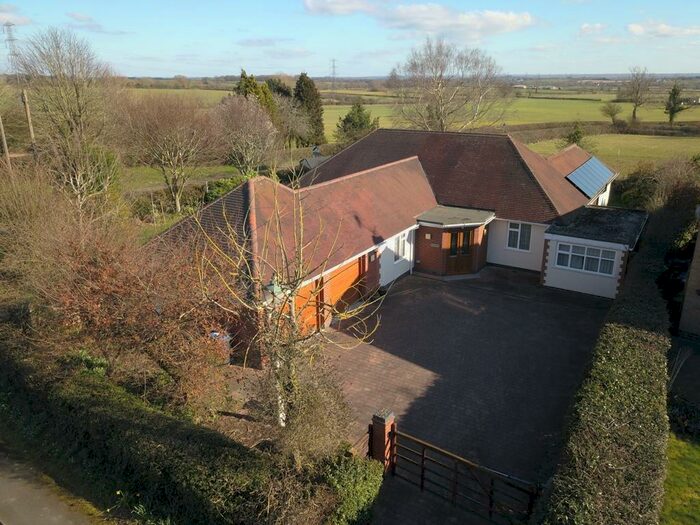 3 Bedroom Bungalow For Sale In Church Road, Kirkby Mallory, Leicester, Leicestershire, LE9