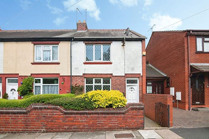 2 Bedroom End Terrace House For Sale In Railway Street, West Bromwich, B70