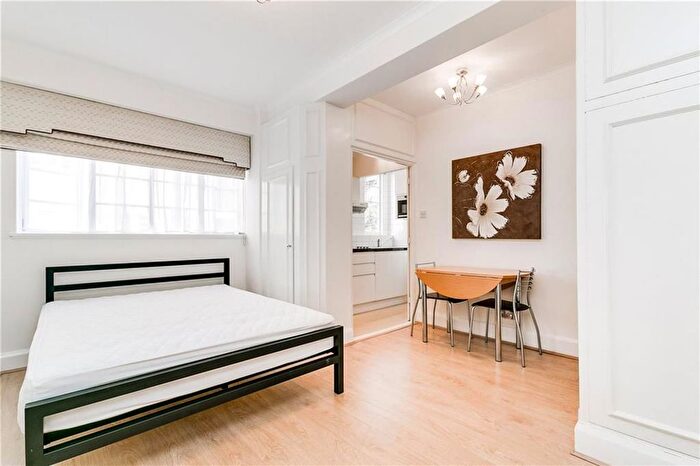 Studio To Rent In Sloane Avenue Mansions, London, SW3