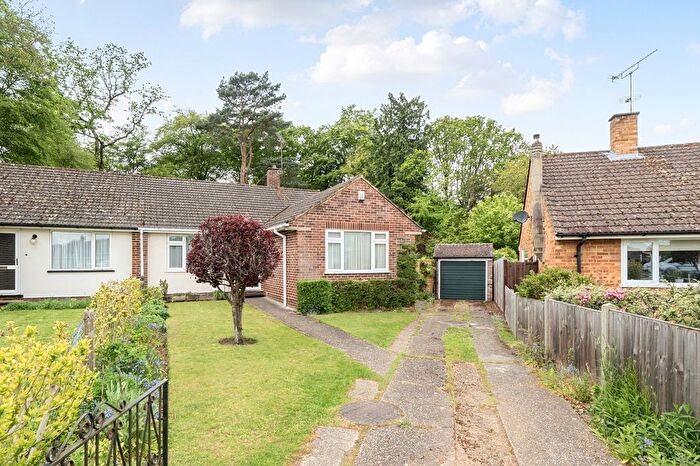 3 Bedroom Bungalow For Sale In Flower Crescent, Ottershaw, Surrey, KT16
