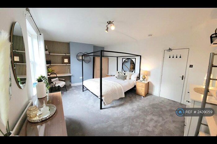 5 Bedroom Terraced House To Rent In Cavendish Road, Manchester, M20