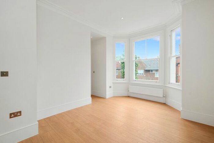 1 Bedroom Flat To Rent In Downside Crescent, London, NW3
