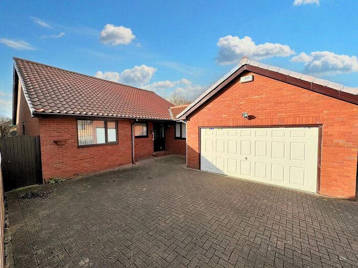 3 Bedroom Detached Bungalow For Sale In The Pippins, Billingham, TS22