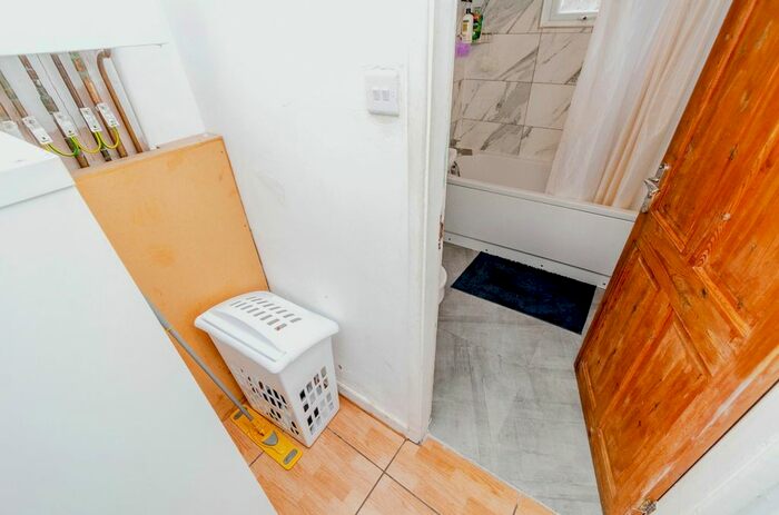 3 Bedroom Terraced House For Sale In Vimy Road, Wednesbury, West Midlands, WS10
