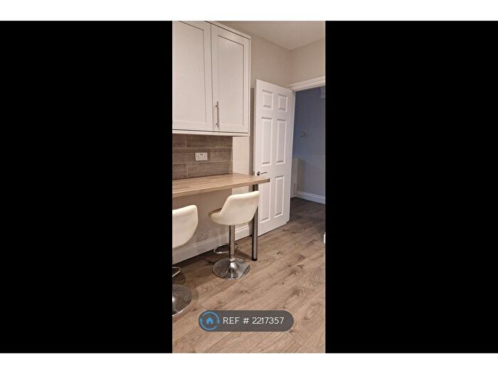 2 Bedroom Flat To Rent In Sidmouth Street, Reading, RG1