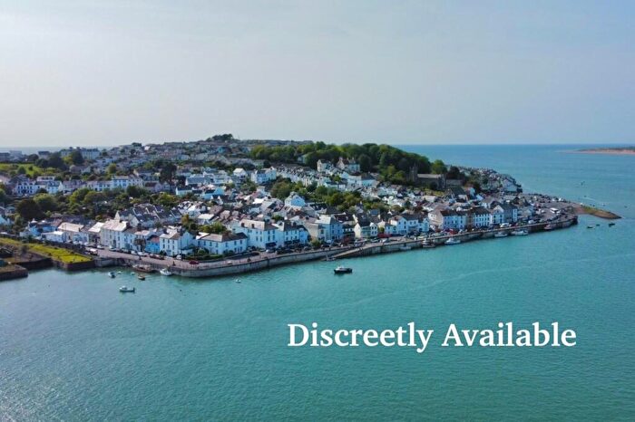 11 Bedroom Character Property For Sale In A Tremendous Coastal Estate, Appledore, EX39