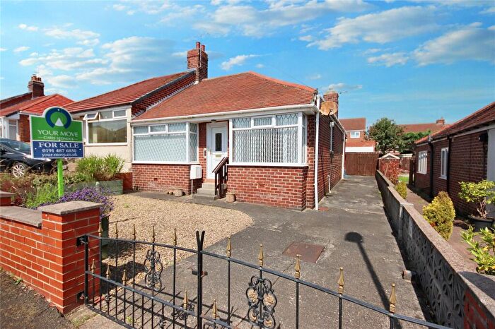 2 Bedroom Bungalow For Sale In Pinewood Gardens, Lobley Hill, Gateshead, NE11