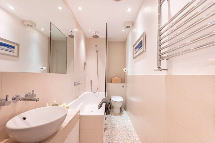 1 Bedroom Flat For Sale In Ifield Road, Chelsea, London, SW10