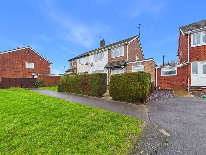 3 Bedroom Semi-Detached House For Sale In Highfield Walk, Yaxley, PE7