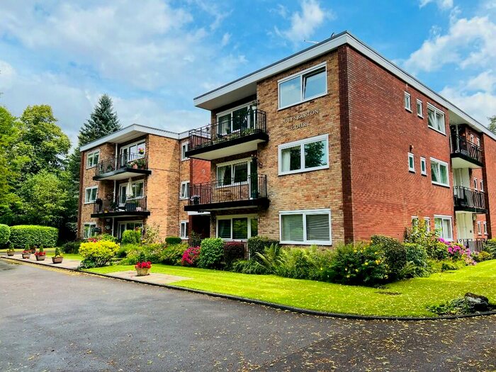 2 Bedroom Apartment To Rent In Clysbarton Court, Bramhall, Cheshire, SK7