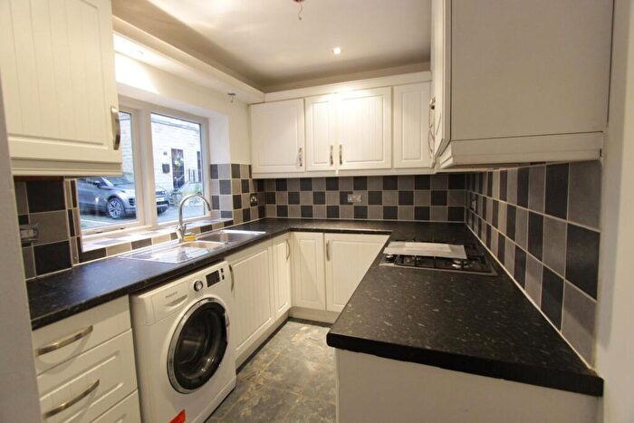 2 Bedroom Apartment To Rent In Tapton Park Road, Sheffield, S10