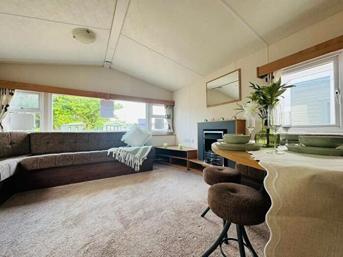 2 Bedroom Caravan For Sale In Two Bed Delta Sofia (), Dovercourt Holiday Park, Dovercourt, Harwich, Essex, CO12