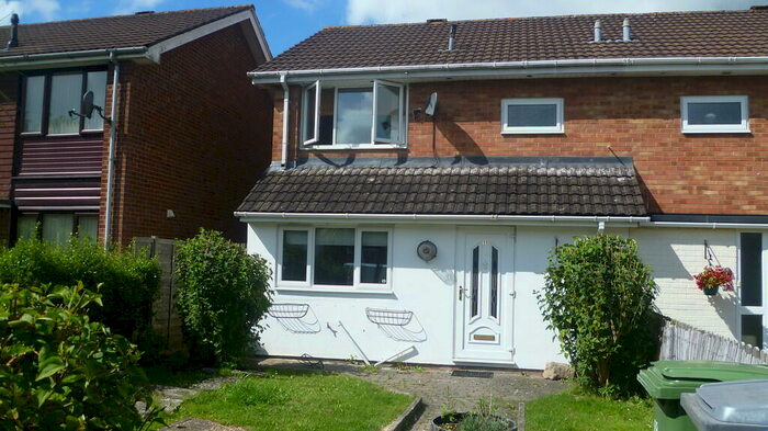 3 Bedroom Semi-Detached House To Rent In Masefield Road, Warminster, BA12