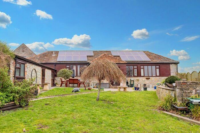 4 Bedroom Barn Conversion For Sale In Between Wells And Wedmore, BA5