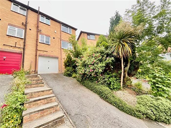 3 Bedroom Semi-Detached House For Sale In Smithy Wood Crescent, Sheffield, S8