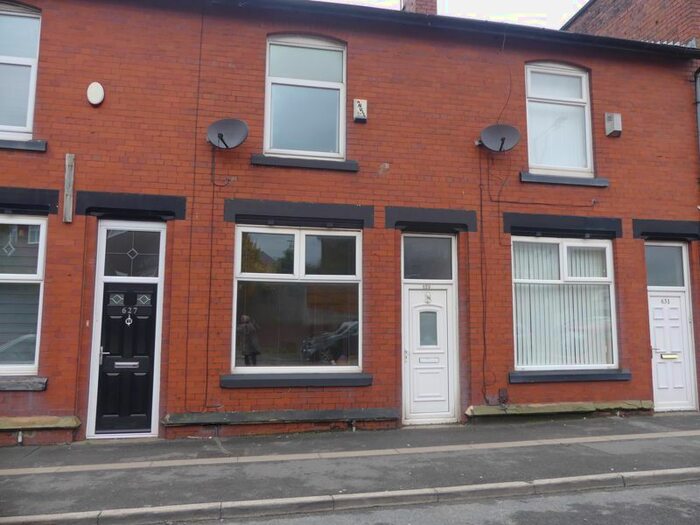 2 Bedroom Terraced House To Rent In Ripponden Road, Oldham, OL1