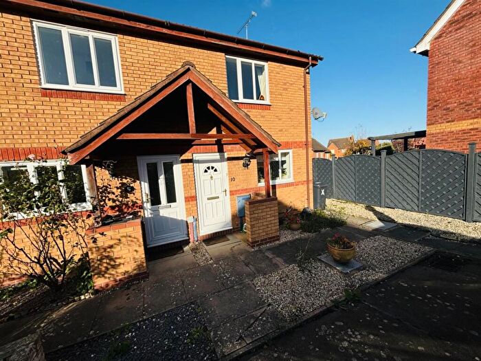 2 Bedroom Terraced House For Sale In Watergall Close, Southam, CV47
