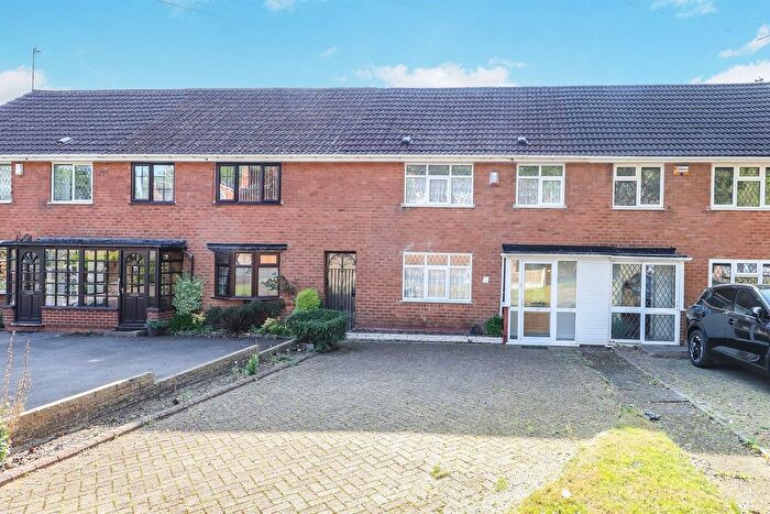 3 Bedroom Terraced House For Sale In Lower Street, Tettenhall, Wolverhampton, WV6