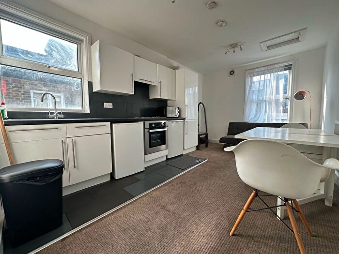 2 Bedroom Flat To Rent In High Road, London, E11