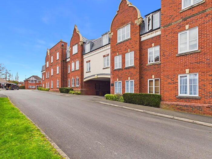 2 Bedroom Apartment For Sale In Duesbury Place, Mickleover, DE3