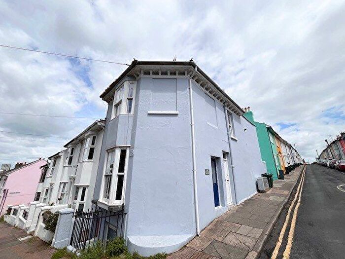 1 Bedroom Flat To Rent In Albion Hill, Brighton, BN2