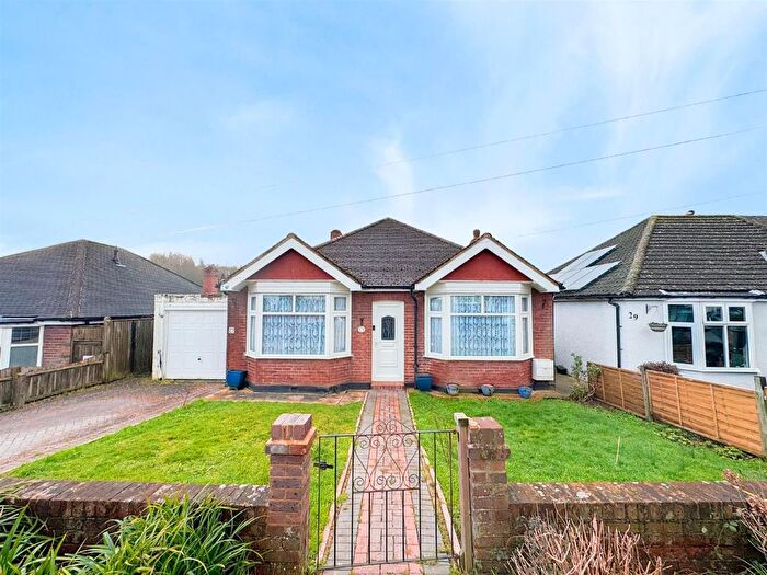 2 Bedroom Detached Bungalow For Sale In Park View, Hastings, TN34