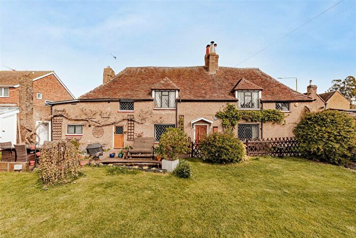 4 Bedroom Semi-detached House For Sale In Tothill Street, Minster, Ramsgate, CT12