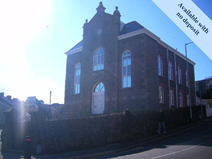 2 Bedroom Flat To Rent In Vicarage Road, Morriston, Swansea, SA6