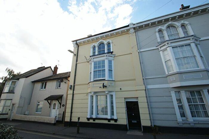 1 Bedroom Flat To Rent In The Strand, Exeter, EX6