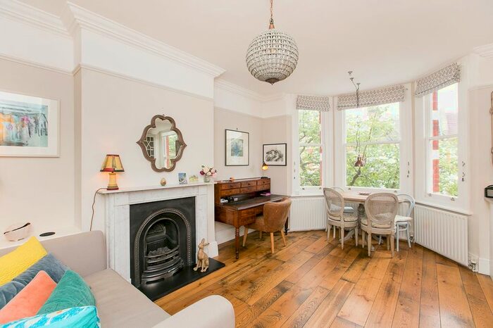 1 Bedroom Flat To Rent In Bracewell Road, London, W10