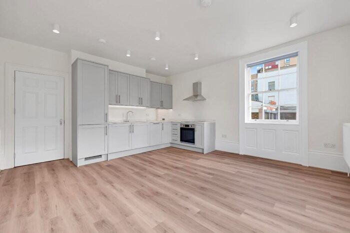 2 Bedroom House To Rent In New Cross Road, London, SE14