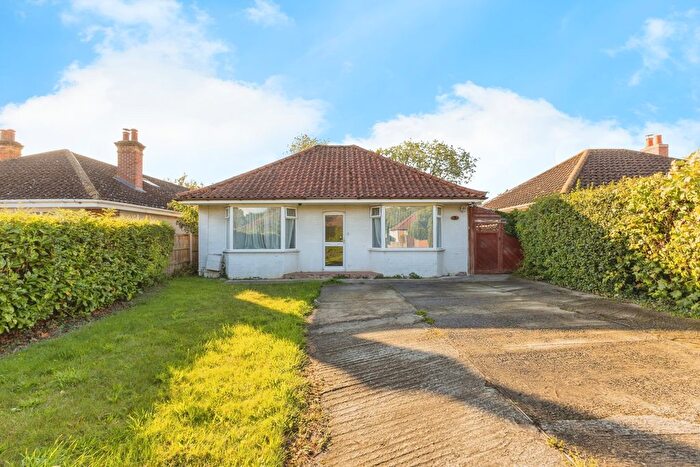 3 Bedroom Detached House For Sale In Greenland Avenue, Wymondham, Norfolk, NR18