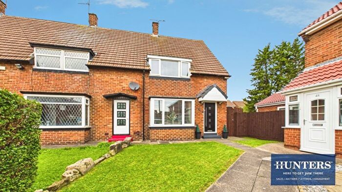 3 Bedroom End Terrace House For Sale In Gillingham Road, Grindon, Sunderland, SR4