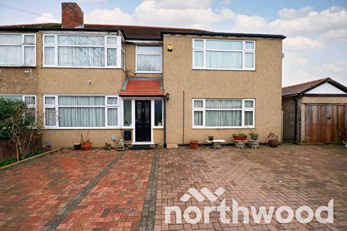 5 Bedroom Semi Detached House For Sale In Crosslands Road, West Ewell, Epsom, KT19