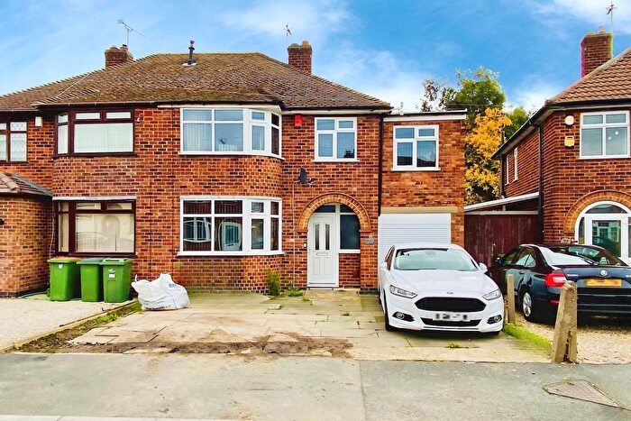 5 Bedroom Semi Detached House For Sale In Stonehurst Road, Braunstone Town, LE3