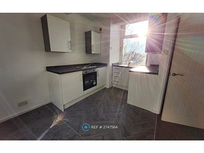 2 Bedroom Flat To Rent In Heath Street, Golborne, Warrington, WA3