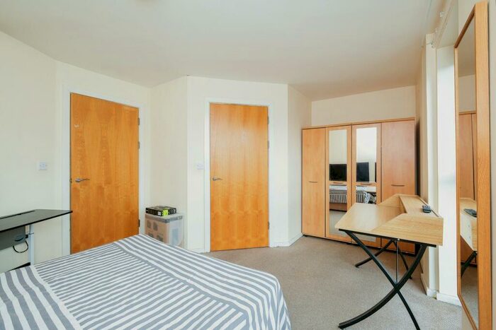 2 Bedroom Apartment To Rent In Millwright Street, Leeds, LS2