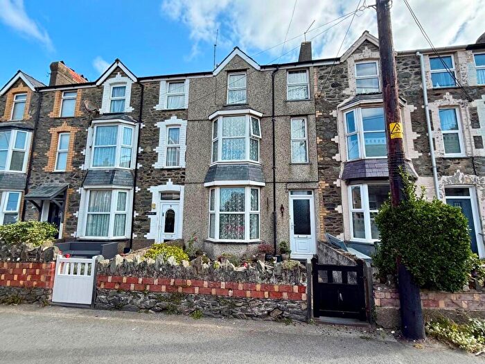 5 Bedroom Terraced House For Sale In Marine Gardens, Barmouth, Gwynedd, LL42