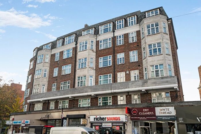 2 Bedroom Flat For Sale In Northways, College Crescent, NW3