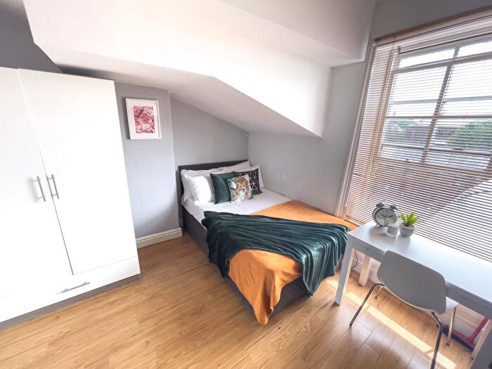 1 Bedroom Flat To Rent In Upper Parliament Street, L8