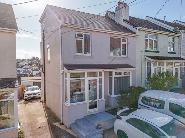 4 Bedroom Semi-Detached House For Sale In Maidenway Road, Paignton, TQ3