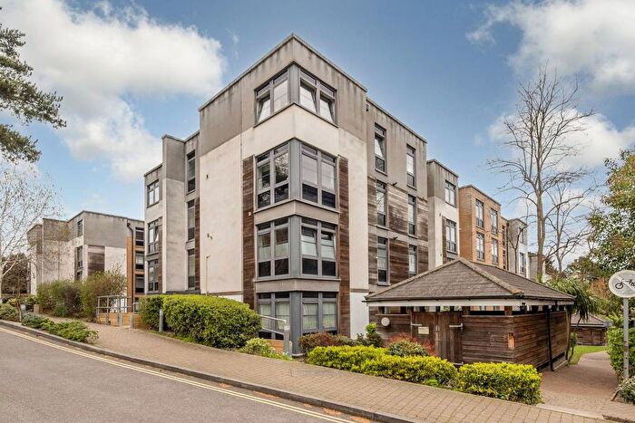 1 Bedroom Flat For Sale In Scott Avenue, West Hill, London, SW15