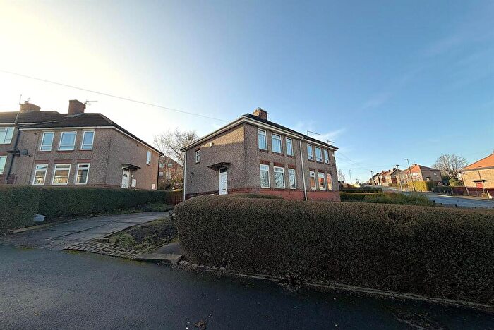 3 Bedroom House To Rent In Fishponds Road West, Sheffield, S13